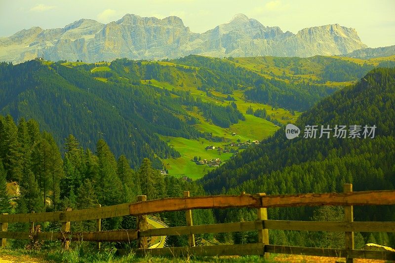 田园诗般的意大利Dolomites sudtirol来自Gardena Pass & Fanes集团